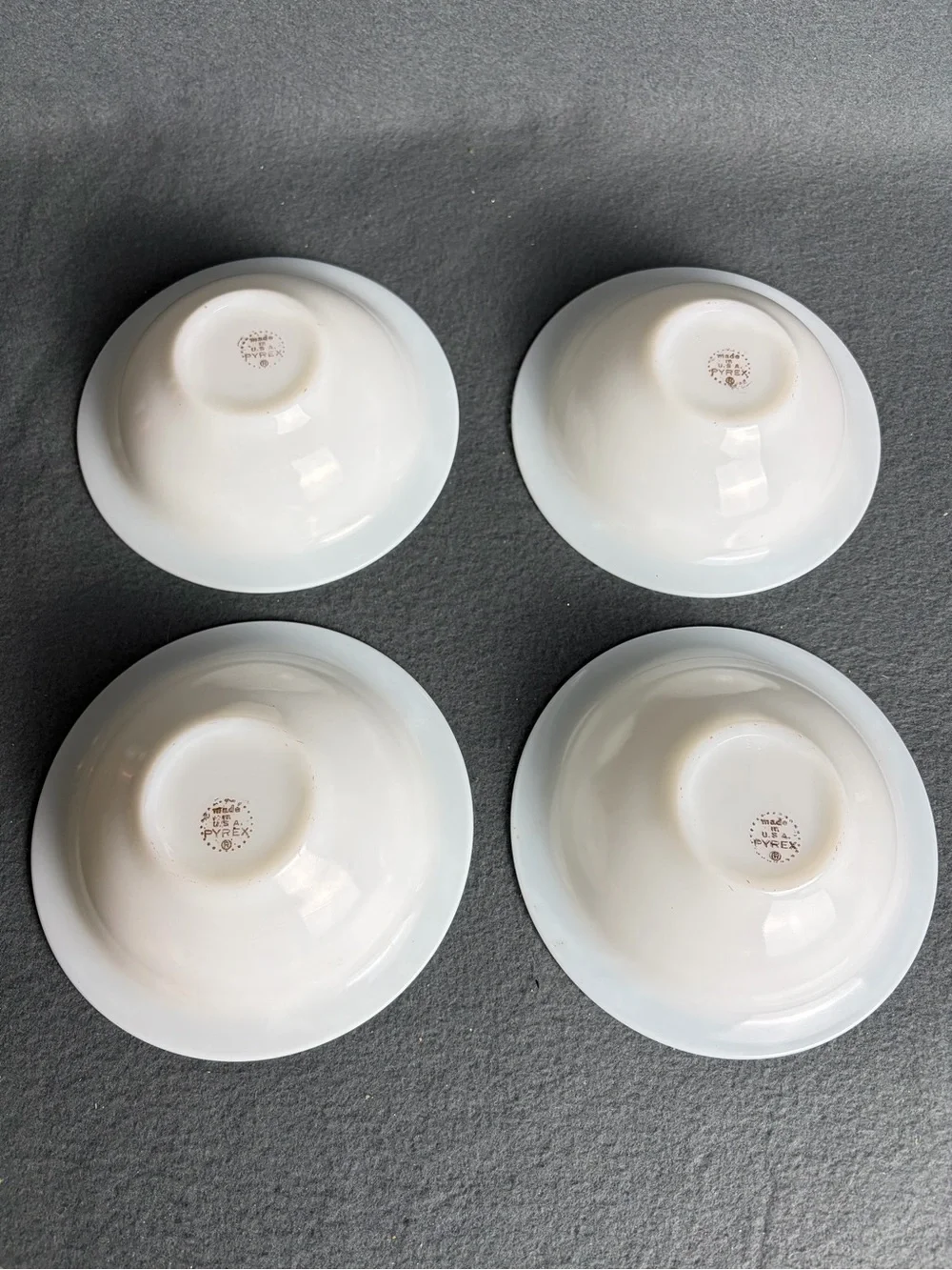 Vintage MCM 50s Pyrex Turquoise - Aqua Milk Glass Dessert Cereal Bowls 4 PC Set